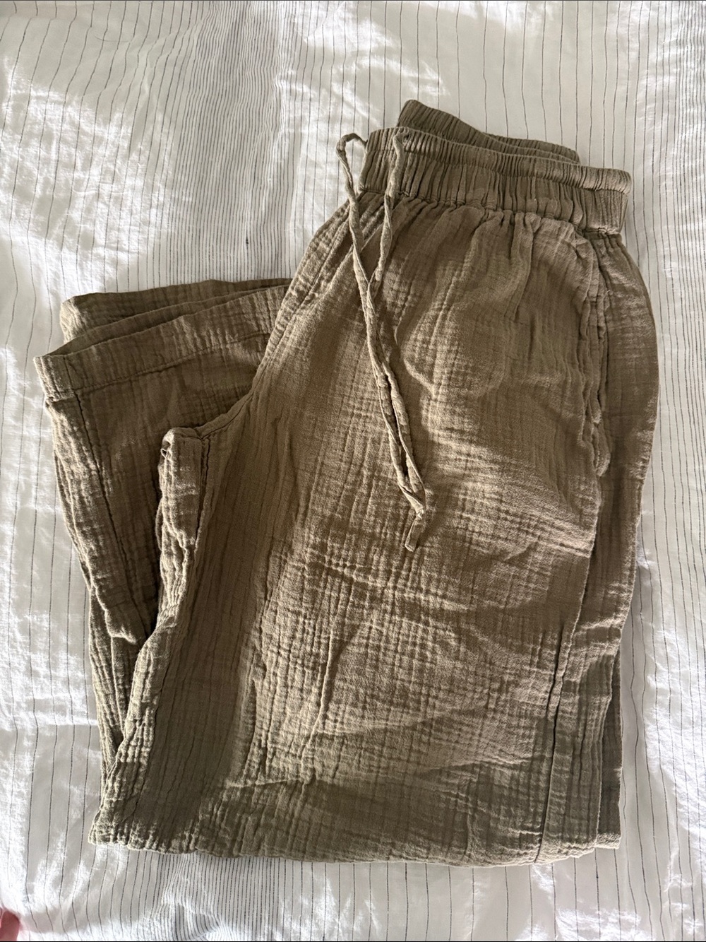 Women’s Relaxed Drawstring Pants - Khaki Green